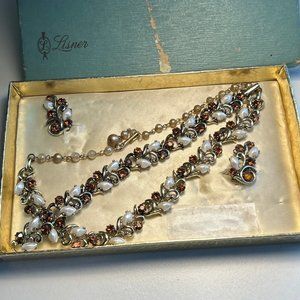 WITH BOX!  Vintage Signed Lisner Parure Set Amber Topaz and faux Pearl